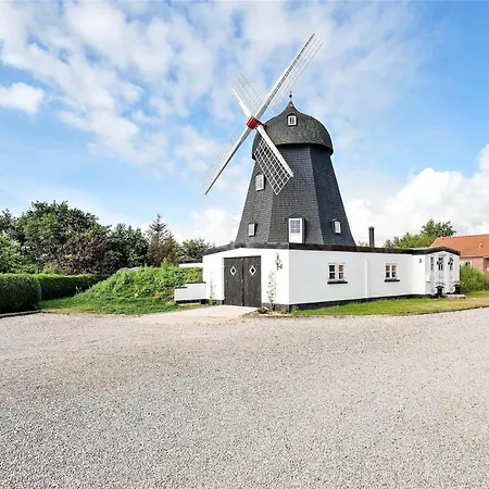 Oh300-hadsund-ved-mollen-3 Hadsund